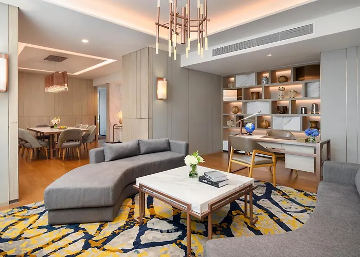 Hotel Nikko 5*